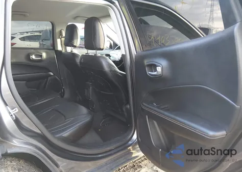 2018 Jeep Compass Latitude Fwd from USA, damaged, VIN 3C4NJCBB7JT124127